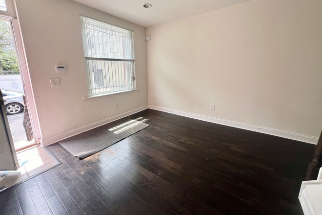 Photo - 4 Bedroom Home