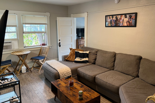 Living room - 2 Bedroom Apartment on Third Floor. close to campus.