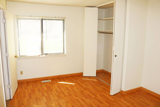 Bedroom including extra closet - 1-Bed Near Campus (Highland) Apartments