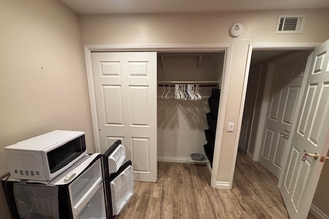 Room - Study-Ready Room Near UCI – Safe, Quiet, and All Utilities Included