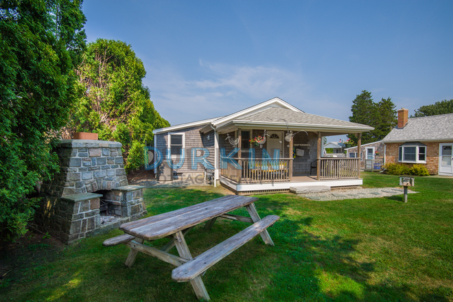 Exterior - Heat Included! Bright and Clean 2 Bedroom