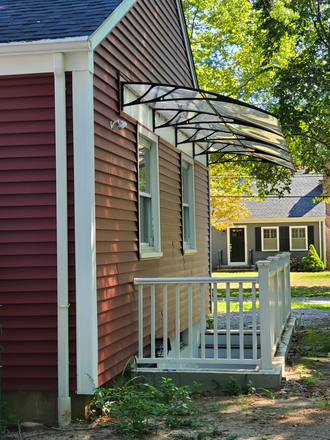 Entrance stairs to studio - Fully furnished basement studio - Quiet neighborhood House