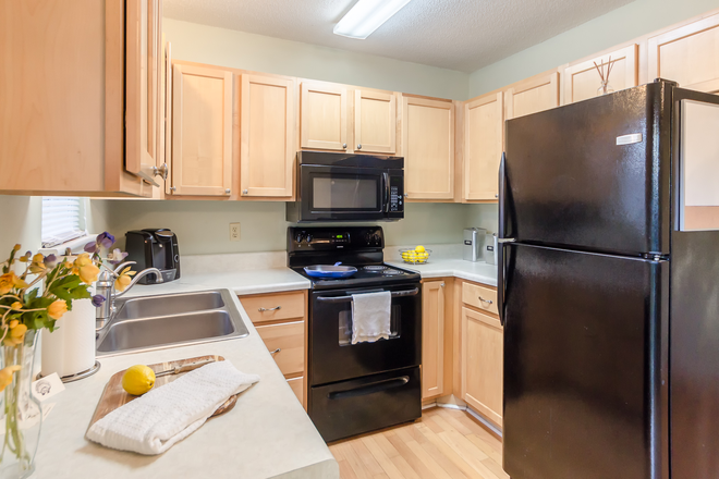 Kitchen - Coastal Convenience at Rivers Point Row on JI! Condo