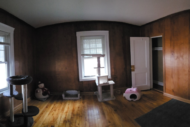 Bedroom - Private room & bathroom House