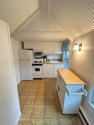 Kitchen - Cabin/North Kingstown Apartments