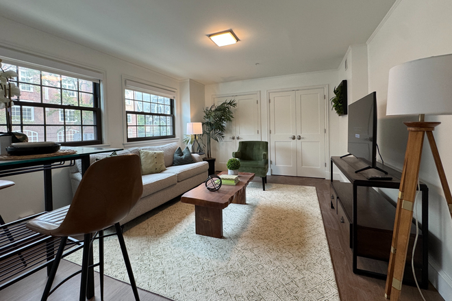 1 - SEPT 2025 NO FEE + 1 MONTH FREE?RENOVATED Harvard Sq. Stu/1-3 Beds?H/HW Includ.?Pets OK
