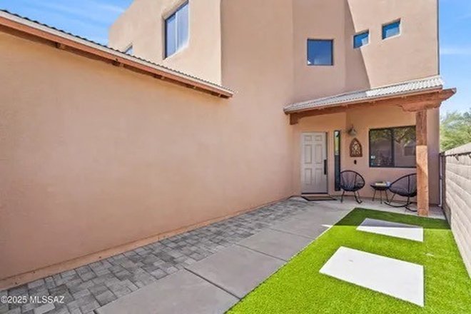 Front door - ALL UTILITIES INCLUDED. Washer/dryer. Garage/driveway parking. Gated community. House