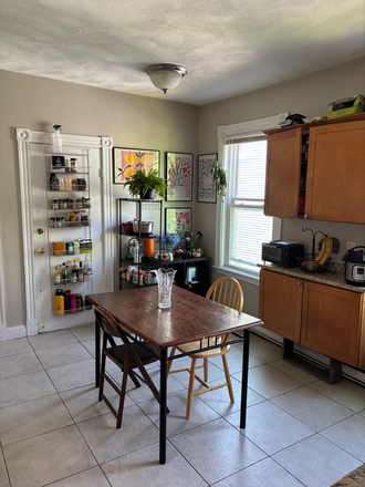 Kitchen - Student Apartment w/ In-Unit Laundry, Garden, 10 min. from Orange Line and Green Line