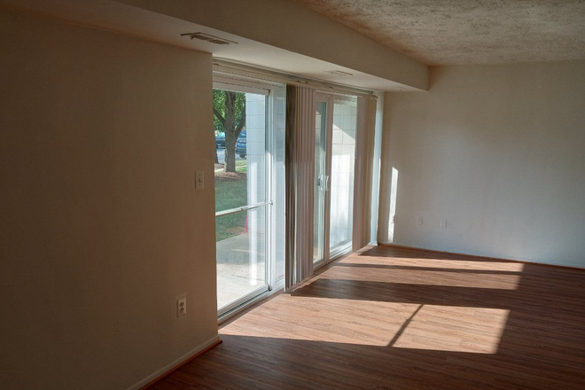 Living Room - Frenchman's Creek Condominiums