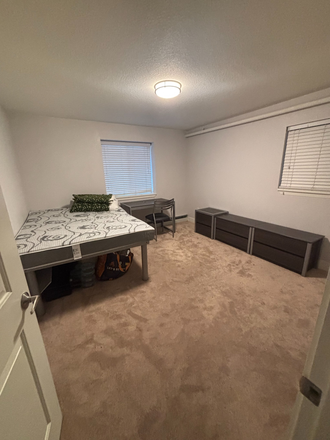 Bedroom - The Lodge Apartments