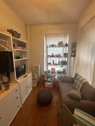 small room #2 - 1961 Commonwealth Avenue Apartments