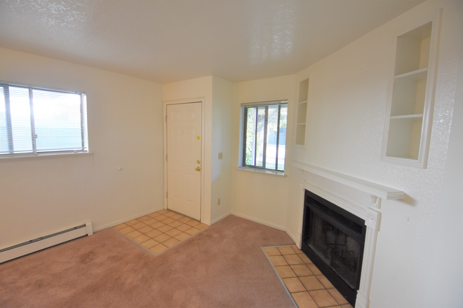 1818 Arapahoe #1B - 1818 Arapahoe Ave. (1BR/1BA) Apartments