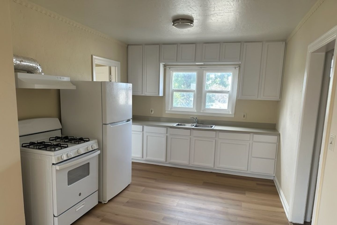  - 25-45 W. Tenth street