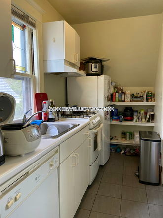 Kitchen - 1 Bed 1 Bath Apartment on College Ave.! Available 9/1/2025 - Prime Location!!