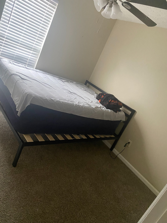 Renter Bedroom - 1 Bedroom in Furnished House (10 Minutes from campus)