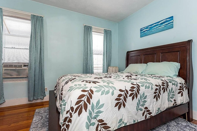 Bedroom1 - Must See: large 3 BR Condo in Desirable Neighborhood Close to Tufts
