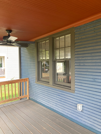 Porch - Capital Bungalow – Single Family Home with Two Suites