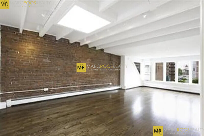 Call NOW for showings! 617-236-8550 - ABERDEEN ST - COOL UNIQUE TOP FLR 2BR/1BA IN AUDUBON CRCL FOR *9/1/2025* W/ LNDRY IN UNIT, EXP BRICK