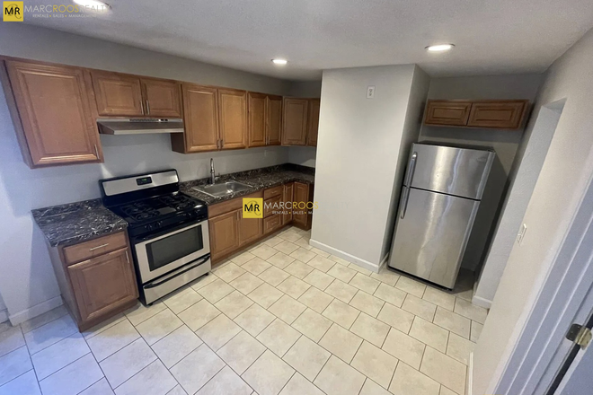 Call call or text Arezou at 617-584-7817 - 2 bed 1 bath close to Inman sq.!!! Available 9/1/2026 Apartments