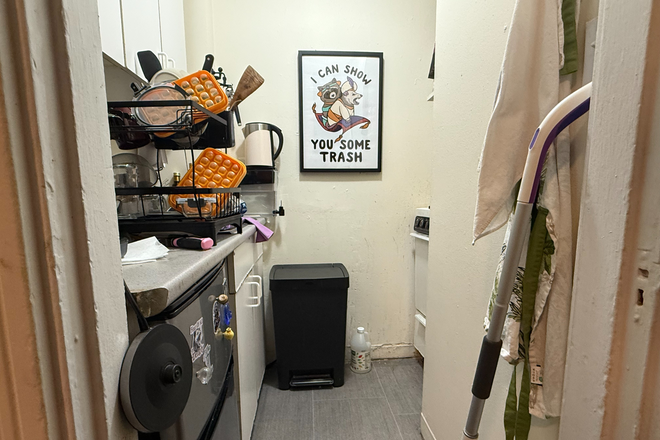 kitchen - Cozy Fenway Studio in managed building for 9/1 - NO FEE! Apartments