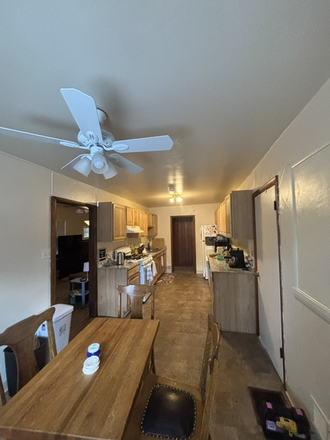Kitchen/Dining Room - Spring Sublease- Cheap Goss Grove Room