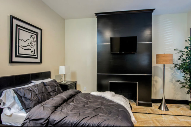 Bedroom - Euclid Avenue Rental Apartments