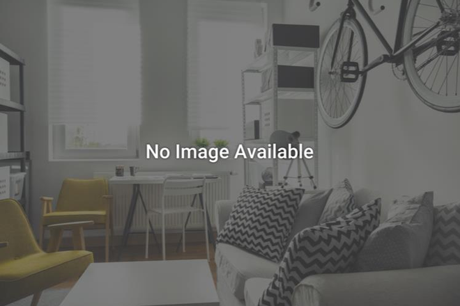 No image available - house for rent