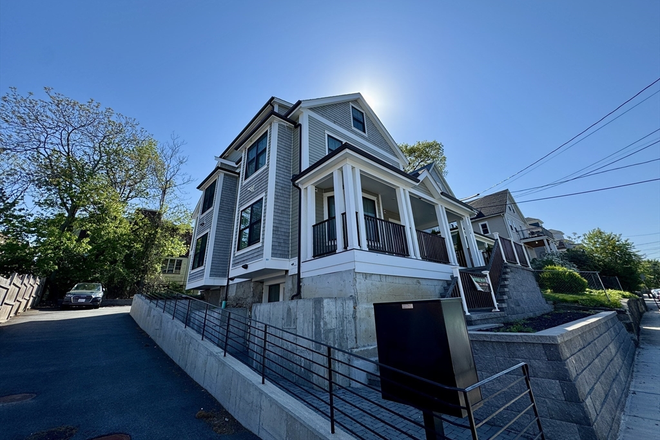 LIVING - STUNNING 3 BED/2 BATH WITH IN UNIT LAUNDRY!
