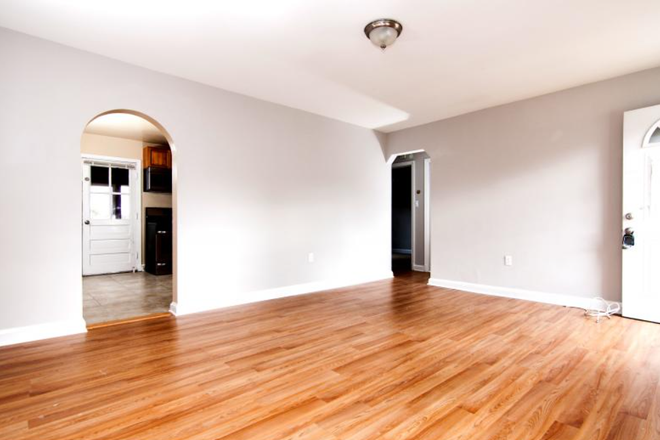 Common Area - Spacious 5-Bed, 2-Bath Home Near UMD on Potomac Ave! Tours available starting December 16, 2024.