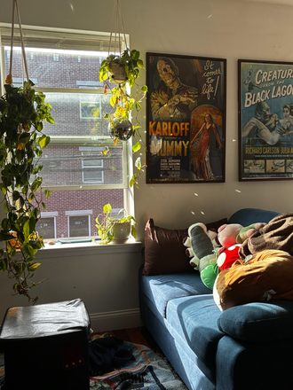 Bedroom - Private bedroom and bath! Available for sublet Spring '26!! Best roommates ever! Apartments