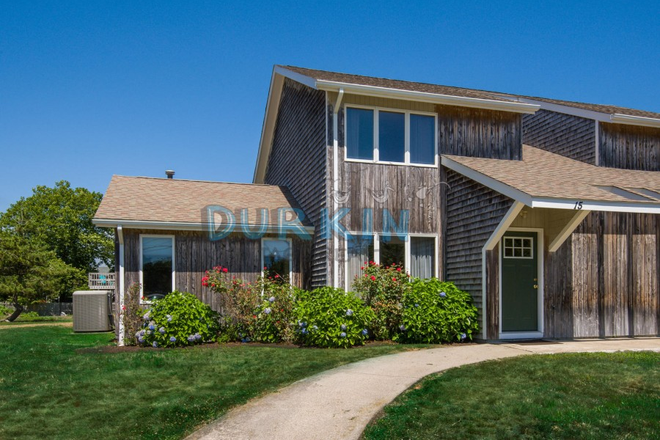 Exterior - Newly Renovated!!! Clean Town Home with Private Patio in Durkin Complex