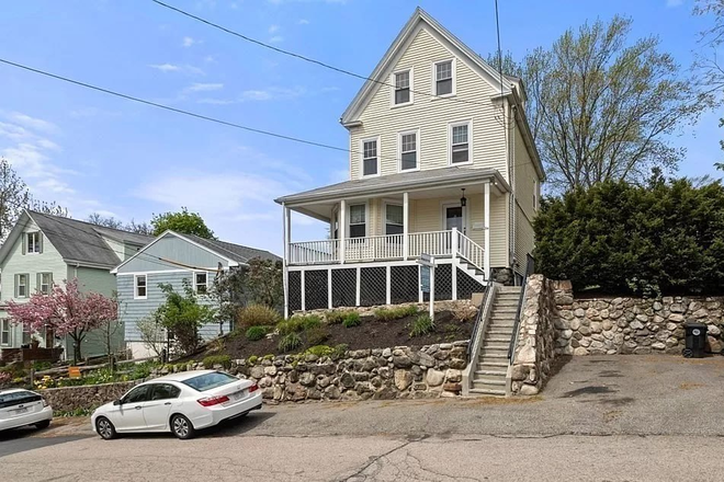 Outside Street View - 3BD/1BA House for Rent - Individual Rooms or Entire House Available