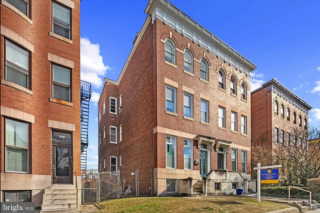 outside - Private Room near Homewood campus