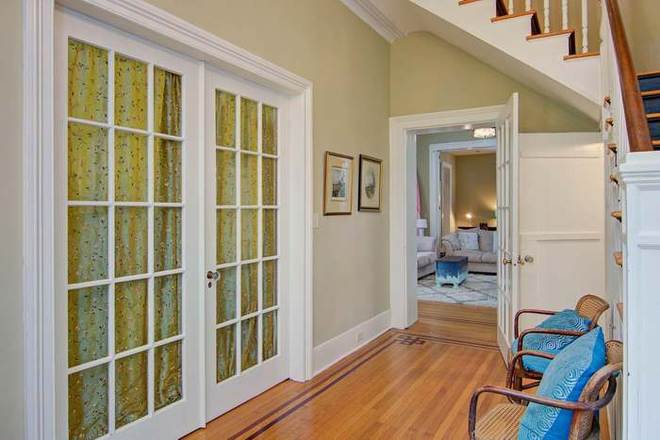 Main foyer - Beautiful fully remodeled home directly across from MUSC.Individual parking spaces-private driveway.