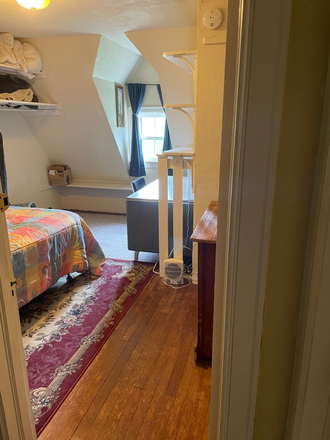 Bedroom - Furnished room for male PU affiliate in home-Greenholm St-Princeton