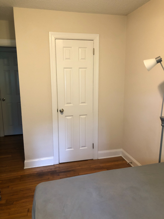 Bedroom - Poplar West Apartments, close to campus