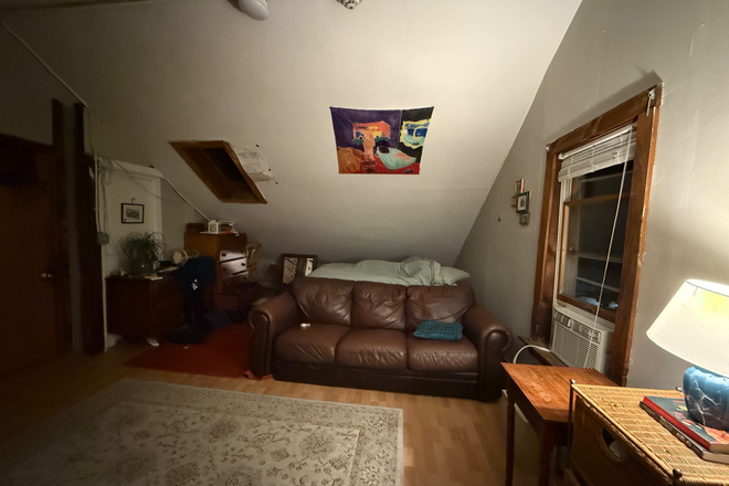 Double bedroom - Shared bedroom in a cozy apartment on the 30 line