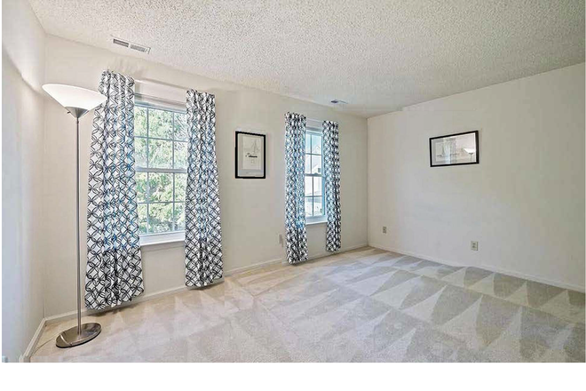 bedroom - Furnished room-Talon Ct-Lawrenceville