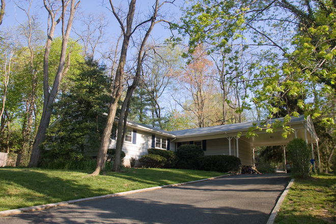 Street view - 3BR home-Mason Dr-Princeton