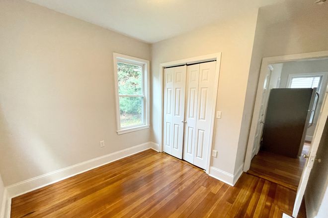 Bedroom - Renovated 3BR Steps from JFK/UMass Condo