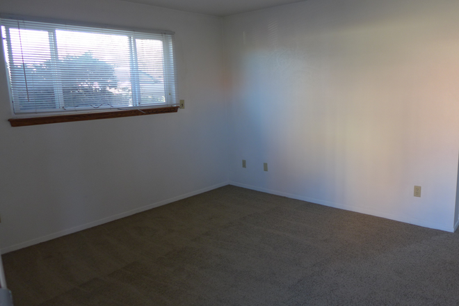 1 - August Preleasing: 1195 35th St #A, #D Apartments