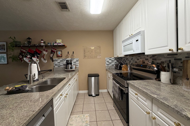 Photo - Asbury Hills Condominiums-2428 E. University,  Unit 807