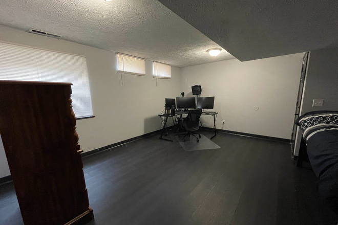 16_Bedroom_1 - Lease Takeover — 1645 Coolidge Rd (Jan 1–Jul 31, 2026) Duplex