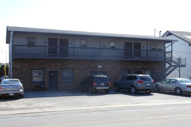 Exterior - Woodwinds Apartments - Available August 3rd 2025
