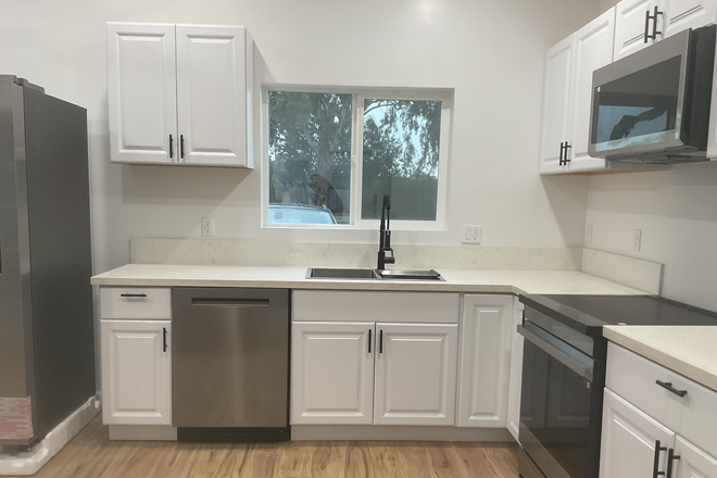 Kitchen - New and beautiful construction House