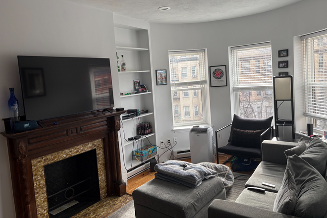 Call NOW for showings! 617-236-8550 - WESTLAND AVE - TRUE 2BR/1BA W/ LIVING RM, LNDRY ON SITE, OPEN LAYOUT, DW, LRG BDRMS AVAIL *9/1/2026* Apartments