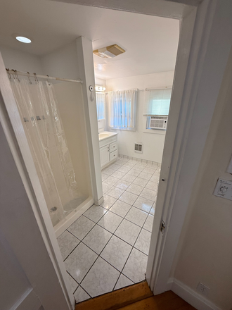 Bathroom - Bedroom/Bathroom in House Close to BC Campus and City