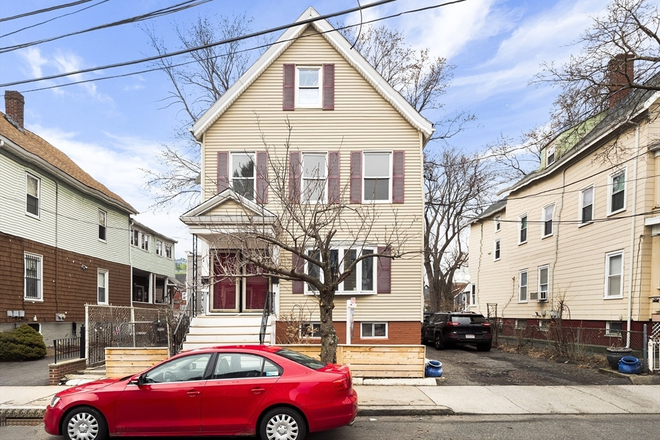 Front - Spacious 2bed 1bath+Office space, pet friendly unit Apartments
