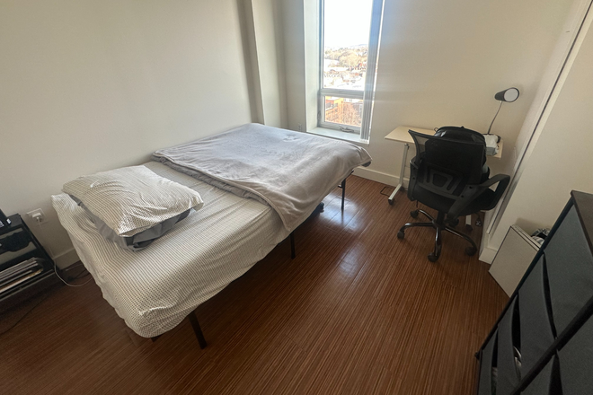 Bedroom - Winter Sublet of Harvard University Housing (HUH) on Business School Campus Apartments