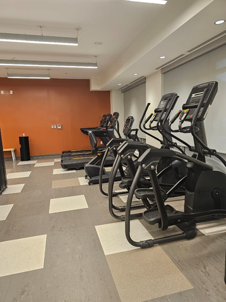 gym - Perkins Square Apartments